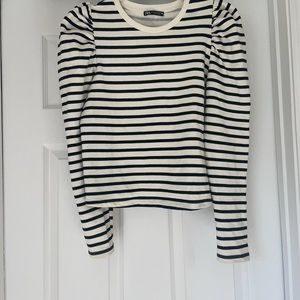 Zara Black and Cream Striped Sweatshirt